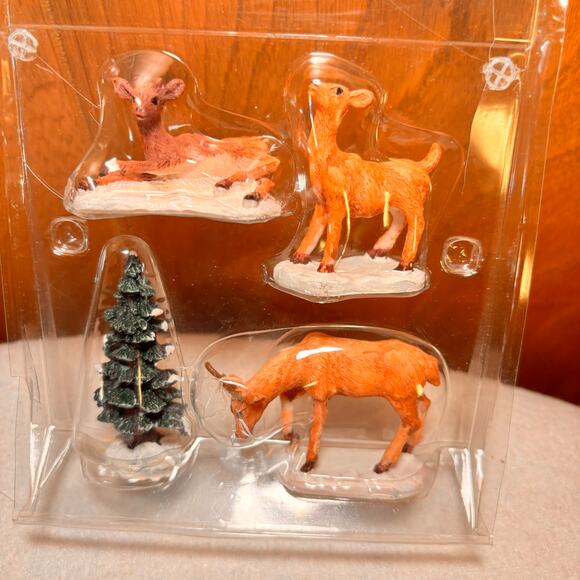 Lemax Deer and Fawns Figurine Set of 4 Christmas Village Accessories - Picture 2 of 5